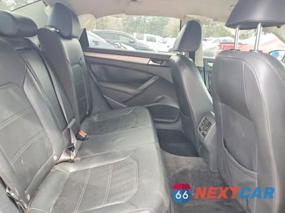 Zdjęcie 10 z 13 samochodu: 2015 VOLKSWAGEN PASSAT SE VIN:1VWBV7A32FC093961 - miniatura