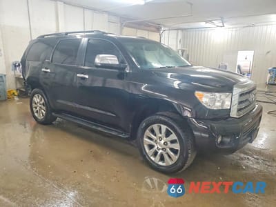 Czwarte zdjęcie samochodu z boku: 2012 TOYOTA SEQUOIA LIMITED VIN:5TDJW5G10CS056746 - miniatura