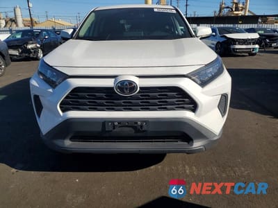 Piąte zdjęcie samochodu w środku: 2022 TOYOTA RAV4 LE VIN:2T3K1RFV2NC188439 - miniatura