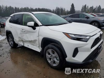 Czwarte zdjęcie samochodu z boku: 2025 TOYOTA RAV4 HYBRID XLE VIN:JTMRWRFV1SD340332 - miniatura