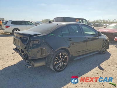 Trzecie zdjęcie samochodu z tyłu: 2020 TOYOTA COROLLA SE VIN:JTDS4RCE6LJ013178 - miniatura