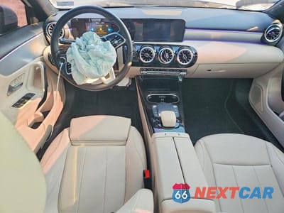 Zdjęcie 8 z 11 samochodu: 2022 MERCEDES-BENZ A 220 VIN:W1K3G4EB9NJ363639 - miniatura