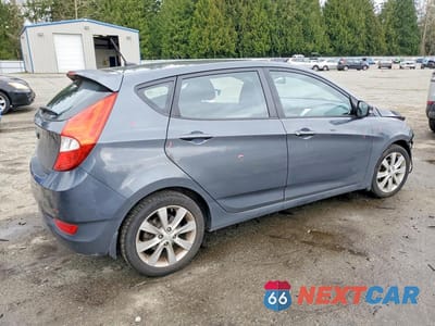 Trzecie zdjęcie samochodu z tyłu: 2013 HYUNDAI ACCENT SE VIN:KMHCU5AE6DU059962 - miniatura
