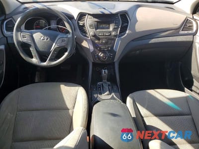 Zdjęcie 8 z 14 samochodu: 2016 HYUNDAI SANTA FE SE VIN:KM8SM4HF2GU133760 - miniatura