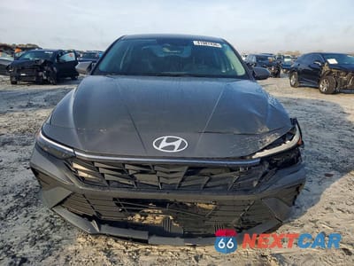Piąte zdjęcie samochodu w środku: 2024 HYUNDAI ELANTRA SEL VIN:KMHLM4DG6RU829687 - miniatura