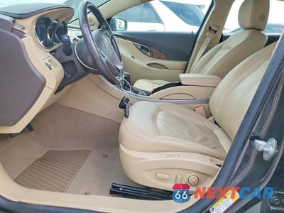 Zdjęcie 7 z 11 samochodu: 2013 BUICK LACROSSE VIN:1G4GC5E35DF151887 - miniatura