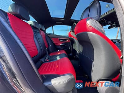 Zdjęcie 6 z 10 samochodu: 2023 MERCEDES-BENZ C 300 VIN:W1KAF4GBXPR069016 - miniatura