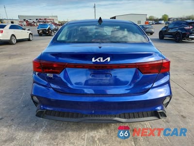 Zdjęcie 6 z 13 samochodu: 2023 KIA FORTE LXS VIN:3KPF24AD5PE596348 - miniatura