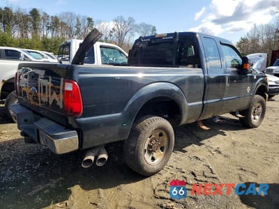 Trzecie zdjęcie samochodu z tyłu: 2015 FORD F350 SUPER DUTY VIN:1FT8X3BT1FEB74243 - miniatura