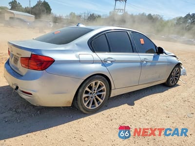 Trzecie zdjęcie samochodu z tyłu: 2018 BMW 320 XI VIN:WBA8A3C53JA495098 - miniatura
