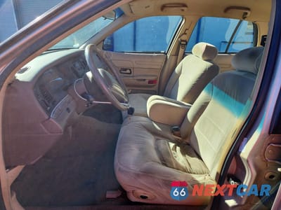 Zdjęcie 7 z 13 samochodu: 1998 FORD CROWN VICTORIA LX VIN:2FAFP74W9WX187901 - miniatura