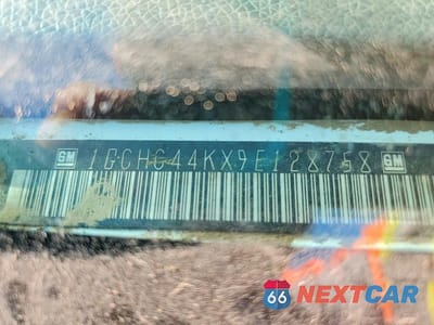 Zdjęcie 12 z 12 samochodu: 2009 CHEVROLET SILVERADO FLATBED TRUCK VIN:1GCHC44KX9E128758 - miniatura