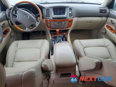 Zdjęcie 8 z 13 samochodu: 2005 LEXUS LX 470 BASE VIN:JTJHT00WX54001698 - miniatura