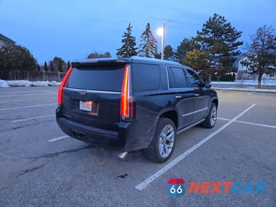 Czwarte zdjęcie samochodu z boku: 2017 CADILLAC ESCALADE PLATINUM VIN:1GYS4DKJXHR168885 - miniatura