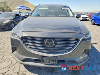 Piąte zdjęcie samochodu w środku: 2018 MAZDA CX-9 TOURING VIN:JM3TCACY9J0227840 - miniatura