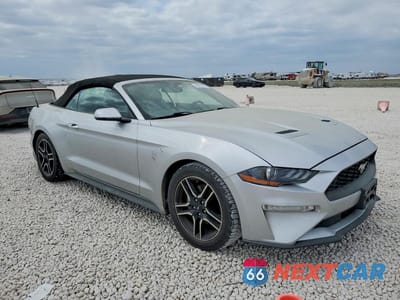 Czwarte zdjęcie samochodu z boku: 2019 FORD MUSTANG VIN:1FATP8UH3K5131412 - miniatura