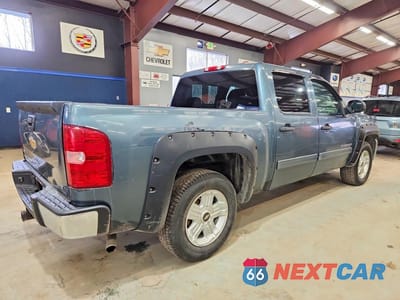 Trzecie zdjęcie samochodu z tyłu: 2012 CHEVROLET SILVERADO K1500 LT VIN:1GCPKSE71CF139534 - miniatura