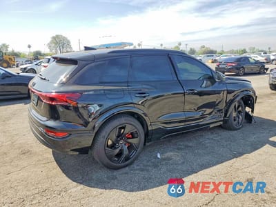Trzecie zdjęcie samochodu z tyłu: 2025 AUDI Q6 E-TRON PREMIUM PLUS VIN:WA124BGF2SA018106 - miniatura