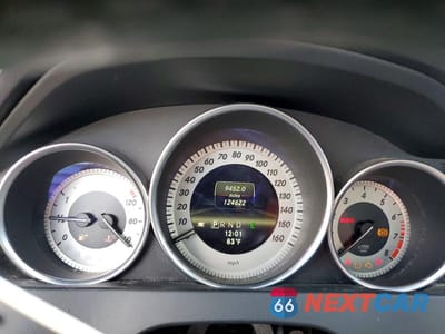 Zdjęcie 9 z 11 samochodu: 2013 MERCEDES-BENZ C 250 VIN:WDDGJ4HB1DG030295 - miniatura