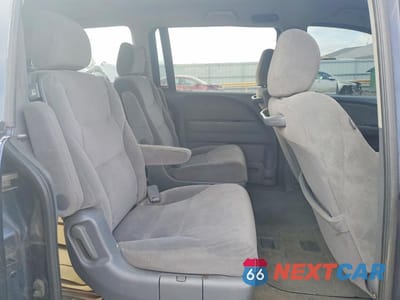 Zdjęcie 11 z 13 samochodu: 2005 HONDA ODYSSEY LX VIN:5FNRL38265B072285 - miniatura