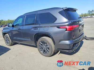 Drugie zdjęcie samochodu z przodu: 2023 TOYOTA SEQUOIA PLATINUM VIN:7SVAAABA9PX015102 - miniatura