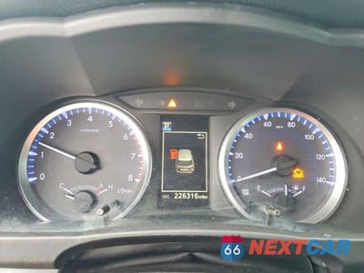 Zdjęcie 9 z 12 samochodu: 2018 TOYOTA HIGHLANDER LE VIN:5TDZARFHXJS037206 - miniatura