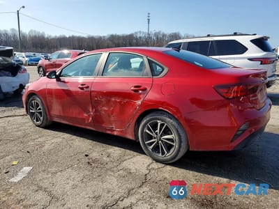 Drugie zdjęcie samochodu z przodu: 2023 KIA FORTE LXS VIN:3KPF24AD6PE675981 - miniatura