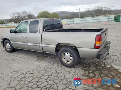 Drugie zdjęcie samochodu z przodu: 2001 GMC NEW SIERRA C1500 VIN:2GTEC19T011214427 - miniatura