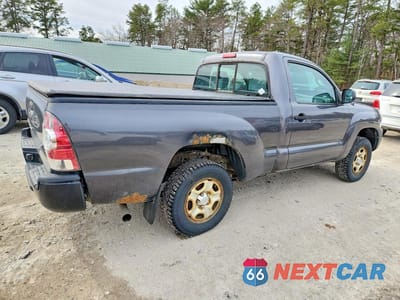 Trzecie zdjęcie samochodu z tyłu: 2011 TOYOTA TACOMA BASE VIN:5TFNX4CNXBX003434 - miniatura