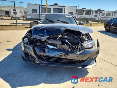 Piąte zdjęcie samochodu w środku: 2023 BMW 330XI VIN:3MW89FF0XP8D12441 - miniatura