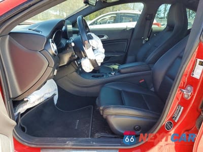 Zdjęcie 7 z 12 samochodu: 2019 MERCEDES-BENZ CLA 250 VIN:WDDSJ4EB9KN752671 - miniatura