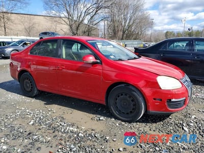 Czwarte zdjęcie samochodu z boku: 2008 VOLKSWAGEN JETTA S VIN:3VWJM71K58M105625 - miniatura