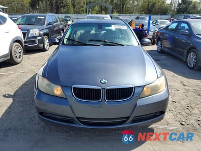Piąte zdjęcie samochodu w środku: 2006 BMW 325 I VIN:WBAVB13506PT13124 - miniatura