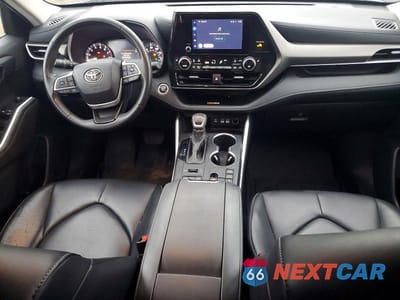 Zdjęcie 8 z 14 samochodu: 2024 TOYOTA HIGHLANDER XLE VIN:5TDKDRBHXRS531690 - miniatura