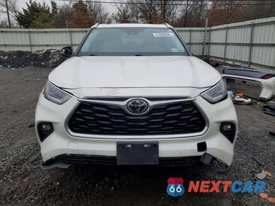 Piąte zdjęcie samochodu w środku: 2021 TOYOTA HIGHLANDER LIMITED VIN:5TDDZRBH7MS094380 - miniatura