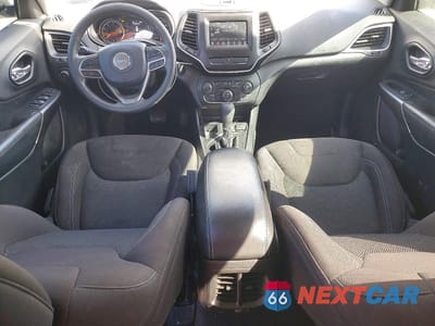 Zdjęcie 8 z 13 samochodu: 2019 JEEP CHEROKEE LATITUDE VIN:1C4PJLCB1KD416841 - miniatura
