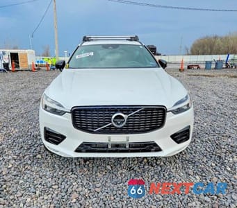 Piąte zdjęcie samochodu w środku: 2021 VOLVO XC60 T5 R-DESIGN VIN:YV4102RM0M1830089 - miniatura