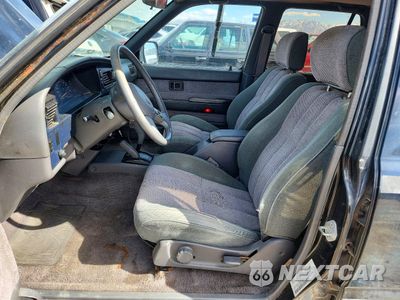 Zdjęcie 7 z 12 samochodu: 1990 TOYOTA 4RUNNER SR5 V6 VIN:JT3VN39W3L0002480 - miniatura
