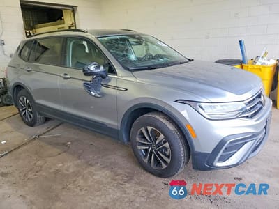 Czwarte zdjęcie samochodu z boku: 2024 VOLKSWAGEN TIGUAN S VIN:3VVFB7AX6RM112130 - miniatura