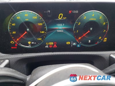 Zdjęcie 9 z 12 samochodu: 2022 MERCEDES-BENZ CLA 250 4MATIC VIN:W1K5J4HB7NN316060 - miniatura