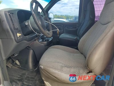 Zdjęcie 7 z 13 samochodu: 2002 CHEVROLET EXPRESS G3500 VIN:1GCHG39R521143265 - miniatura