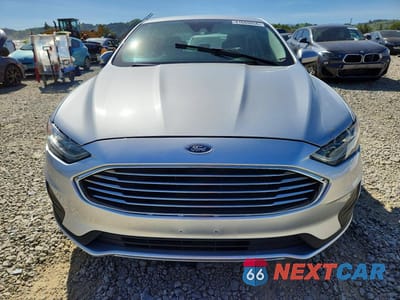 Piąte zdjęcie samochodu w środku: 2019 FORD FUSION SE VIN:3FA6P0HD2KR233013 - miniatura