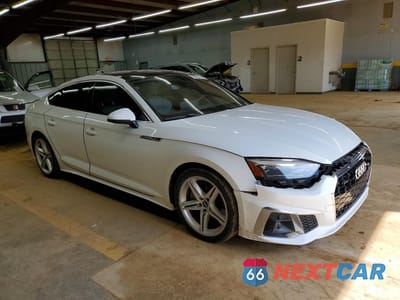 Czwarte zdjęcie samochodu z boku: 2021 AUDI A5 PREMIUM 45 VIN:WAUDACF52MA043982 - miniatura