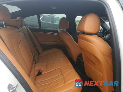 Zdjęcie 10 z 12 samochodu: 2017 BMW 530 XI VIN:WBAJA7C31HG905265 - miniatura