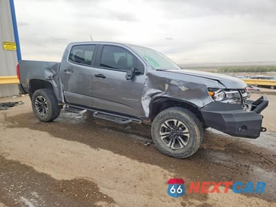 Czwarte zdjęcie samochodu z boku: 2021 CHEVROLET COLORADO Z71 VIN:1GCGTDEN8M1104608 - miniatura