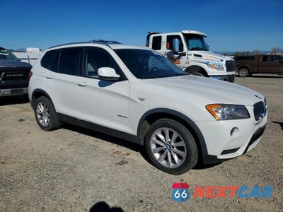Czwarte zdjęcie samochodu z boku: 2013 BMW X3 XDRIVE28I VIN:5UXWX9C5XD0A14416 - miniatura