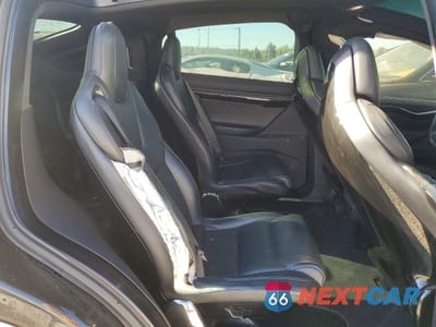 Zdjęcie 11 z 14 samochodu: 2016 TESLA MODEL X VIN:5YJXCBE27GF017594 - miniatura