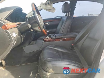 Zdjęcie 7 z 11 samochodu: 2007 MERCEDES-BENZ S 550 VIN:WDDNG71X77A085077 - miniatura