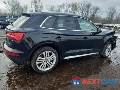 Trzecie zdjęcie samochodu z tyłu: 2020 AUDI Q5 PRESTIGE VIN:WA1CNAFY9L2046169 - miniatura