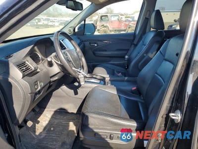 Zdjęcie 7 z 12 samochodu: 2017 HONDA PILOT TOURING VIN:5FNYF6H94HB086577 - miniatura